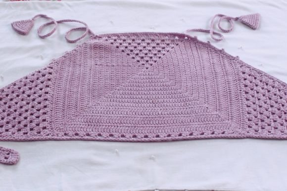 Granny Square Halter Top: A Beginner-Friendly Crochet Project
